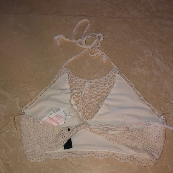 Minkpink crochet bikini top - Picture 2 of 3